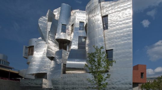 WAM Exterior, Courtesy of the Weisman Art Museum at the University of Minnesota.