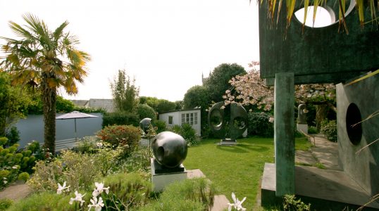 Barbara Hepworth Museum and Sculpture Garden Fugue